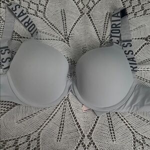 Victoria's Secret Light Gray Bra